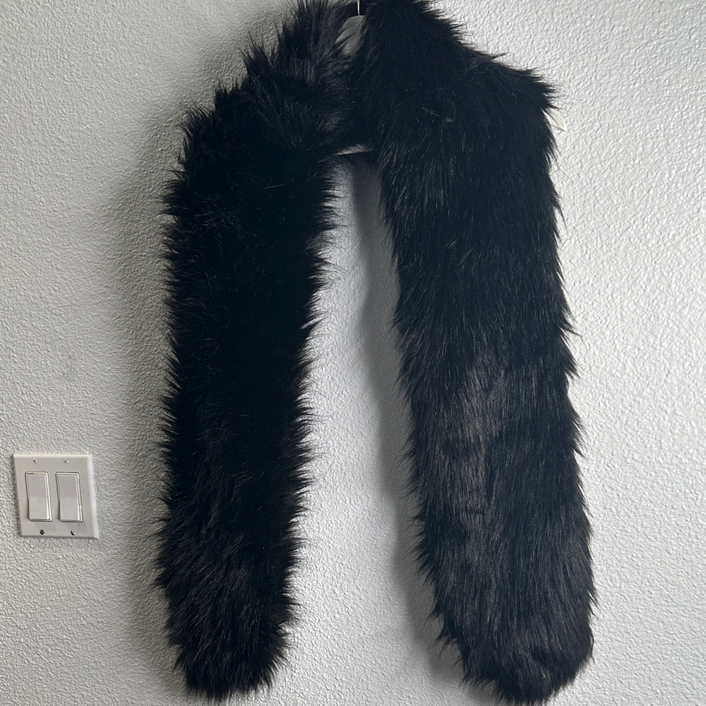 Black Faux Fur Scarf
